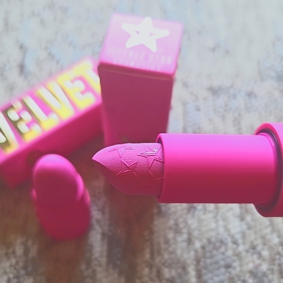 Jeffree Star 🌟 Lipstick, "Pink Messiah" Magnetic Closure Case - Picture 3 of 4